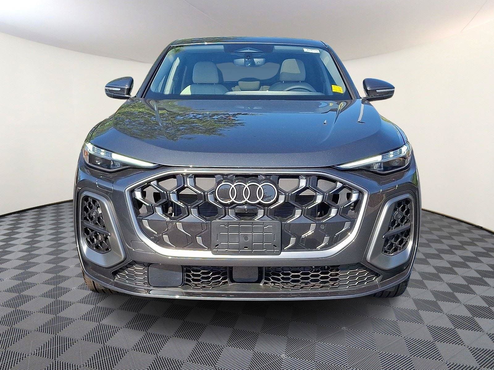 New 2026 Audi Q5 Premium Plus AWD/4WD image 2