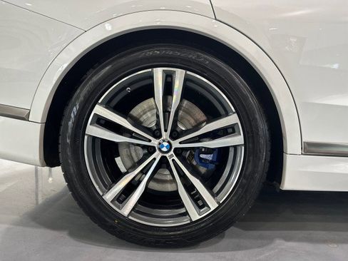 Used 2020 BMW X7 M50i w/ Dynamic Handling Package AWD/4WD image 8
