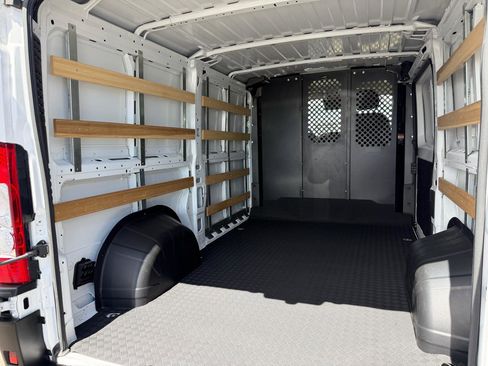 Used 2025 RAM ProMaster 2500 w/ U-Haul Equipment Group image 28