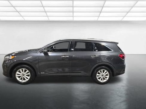 Used 2019 Kia Sorento AWD w/ LX Convenience Package image 8