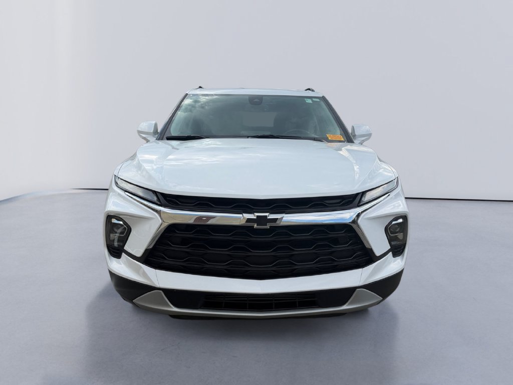 Used 2024 Chevrolet Blazer LT w/ Convenience Package FWD image 8