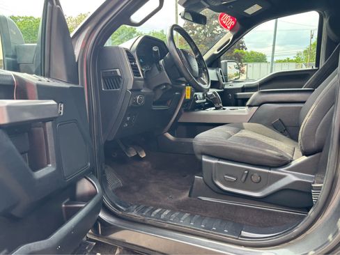 Used 2020 Ford F150 XLT w/ Equipment Group 302A Luxury AWD/4WD image 19