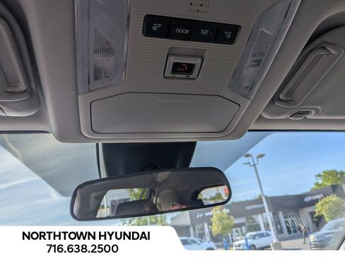 Used 2025 Toyota RAV4 XLE AWD/4WD image 22