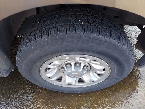 Used 2018 Nissan NV 3500 SL RWD image 12