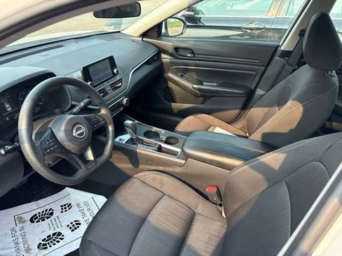 Used 2023 Nissan Altima 2.5 S FWD image 10