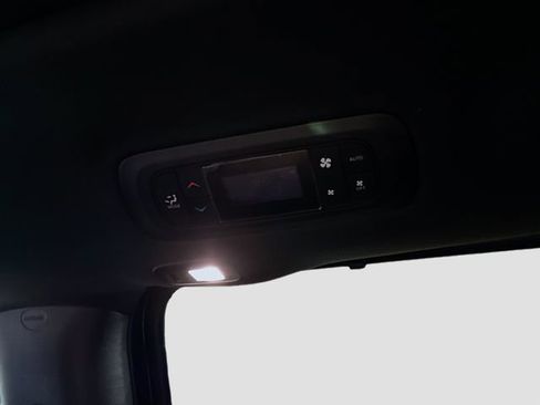 New 2026 Chrysler Pacifica Select w/ S Appearance Package AWD/4WD image 27