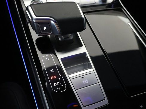 Used 2024 Audi A8 L 3.0T w/ Executive Package image 55