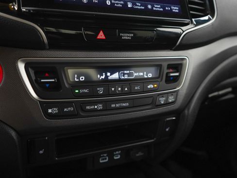 Used 2025 Honda Ridgeline RTL image 21