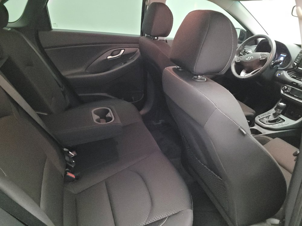 Used 2018 Hyundai Elantra GT w/ Style Package 02 FWD image 19