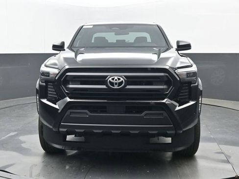 New 2026 Toyota Tacoma SR image 18