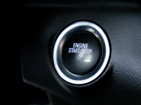 Used 2022 GMC Terrain SLE w/ Driver Convenience Package FWD image 19