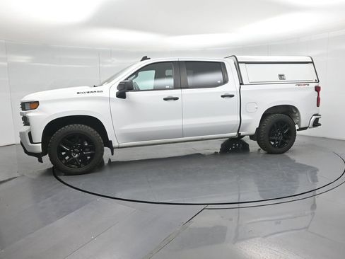 Used 2022 Chevrolet Silverado 1500 Custom w/ LPO, Blackout Package AWD/4WD image 22