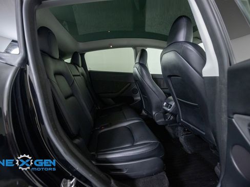 Used 2023 Tesla Model Y Long Range AWD/4WD image 36