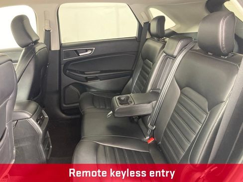 Used 2024 Ford Edge SEL AWD/4WD image 16