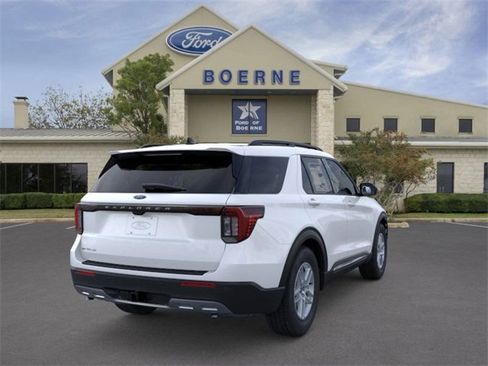 New 2025 Ford Explorer Active w/ Active Comfort Package image 8