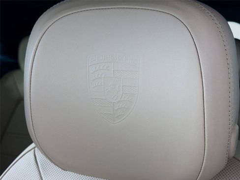 New 2026 Porsche Cayenne Coupe image 7