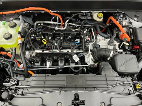 New 2025 Ford Maverick XLT w/ Equipment Group 301A image 25