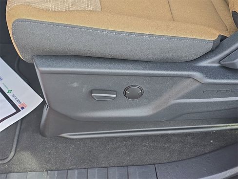 New 2026 Ford F250 XLT w/ XLT Premium Package image 17