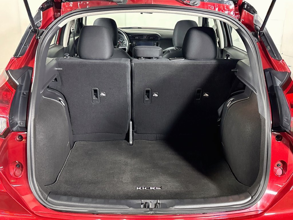 Used 2023 Nissan Kicks SV FWD image 20