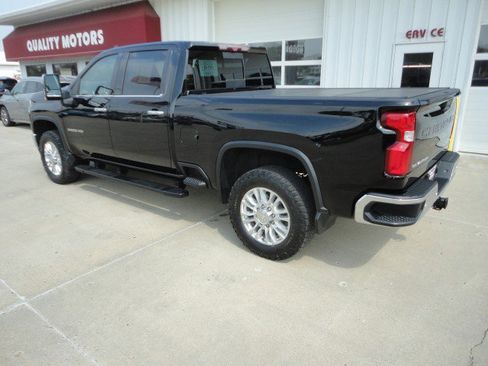 Used 2020 Chevrolet Silverado 2500 LTZ image 14