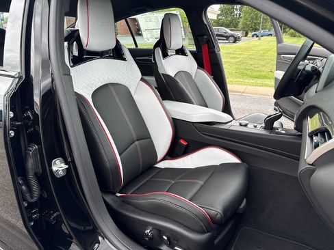 New 2026 Cadillac CT5 V Blackwing w/ Carbon Fiber 2 Package RWD image 56