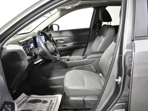 New 2026 Nissan Kicks SV w/ SV Premium Package AWD/4WD image 11