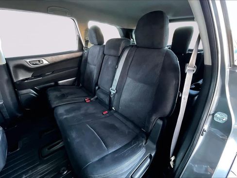 Used 2015 Nissan Pathfinder SV w/ Cargo Package image 19
