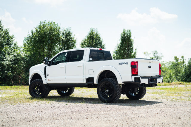 New 2026 Ford F250 Lariat w/ Black Appearance Package AWD/4WD image 12
