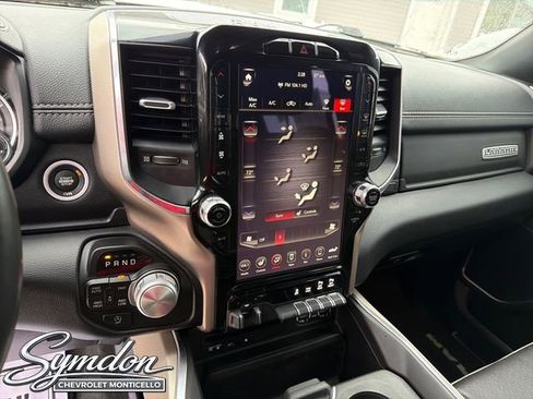 Used 2019 RAM 1500 Laramie w/ Sport Appearance Package image 13