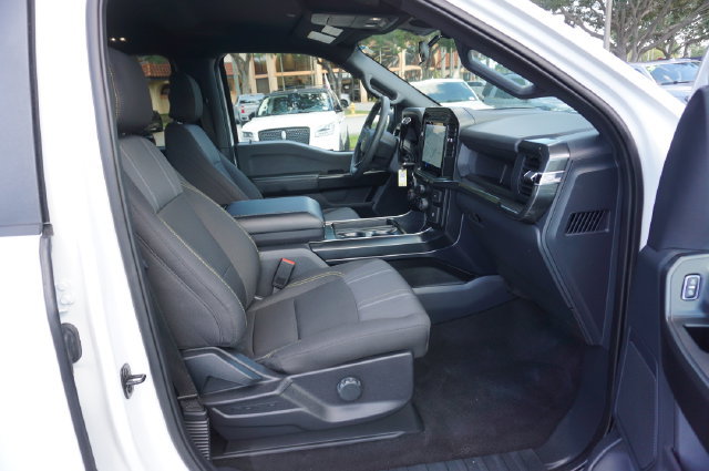 Used 2024 Ford F150 STX RWD image 3