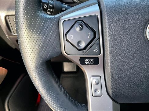 Used 2024 Toyota 4Runner Limited AWD/4WD image 21