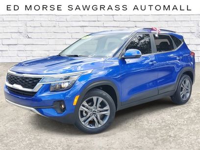 Used 2023 Kia Seltos S w/ Navigation Package