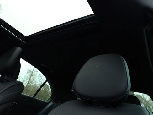 Used 2024 Mercedes-Benz C 300 Sedan image 15