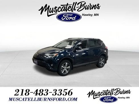 Used 2017 Toyota RAV4 XLE FWD image 1
