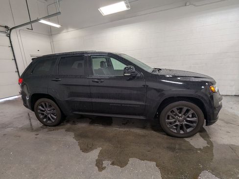 Used 2019 Jeep Grand Cherokee High Altitude image 2