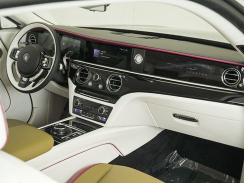 Certified 2024 Rolls-Royce Spectre w/ Spectre Launch Package image 76