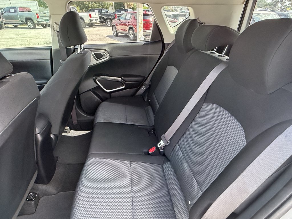 Certified 2022 Kia Soul LX FWD image 18