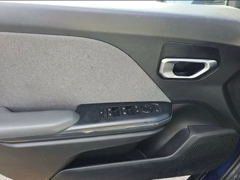 Certified 2025 Kia K4 EX FWD image 7