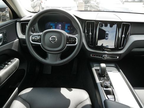 Certified 2025 Volvo XC60 B5 Plus AWD/4WD image 12