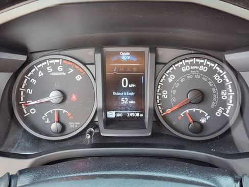 Used 2023 Toyota Tacoma SR image 11
