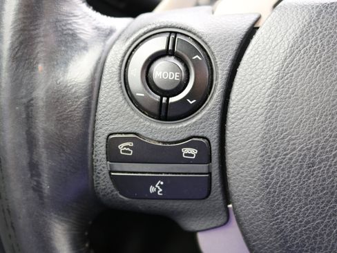 Used 2016 Lexus IS 200t image 16