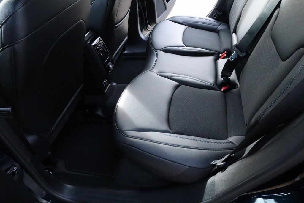 New 2026 Jeep Compass Latitude AWD/4WD image 12