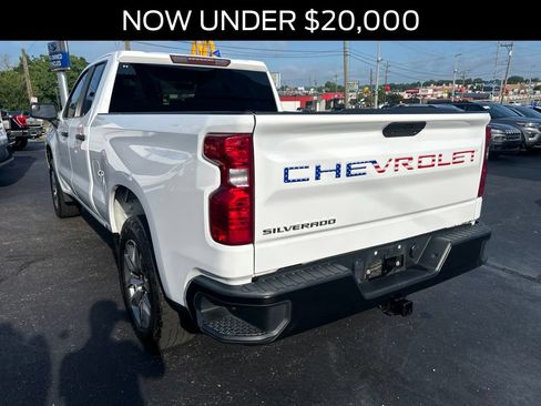 Used 2021 Chevrolet Silverado 1500 W/T w/ WT Value Package RWD image 3
