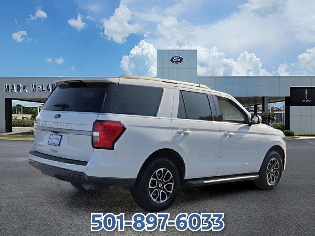 Used 2023 Ford Expedition XLT RWD image 5