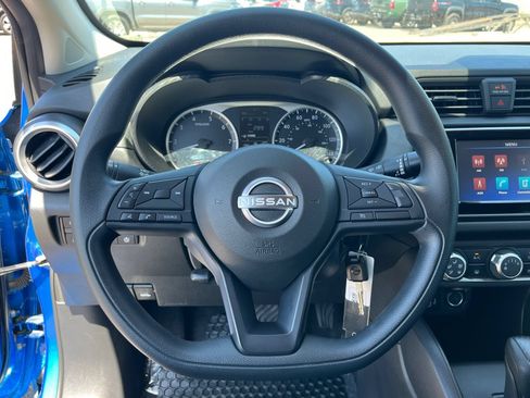 Used 2024 Nissan Versa S w/ Trunk Package FWD image 18