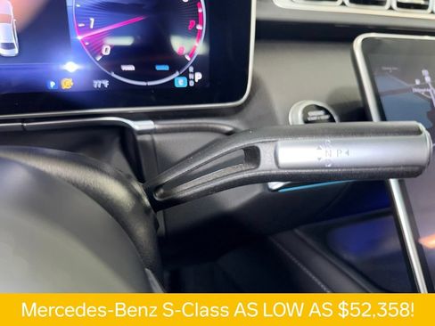 Used 2022 Mercedes-Benz S 500 4MATIC w/ AMG Line Package image 12