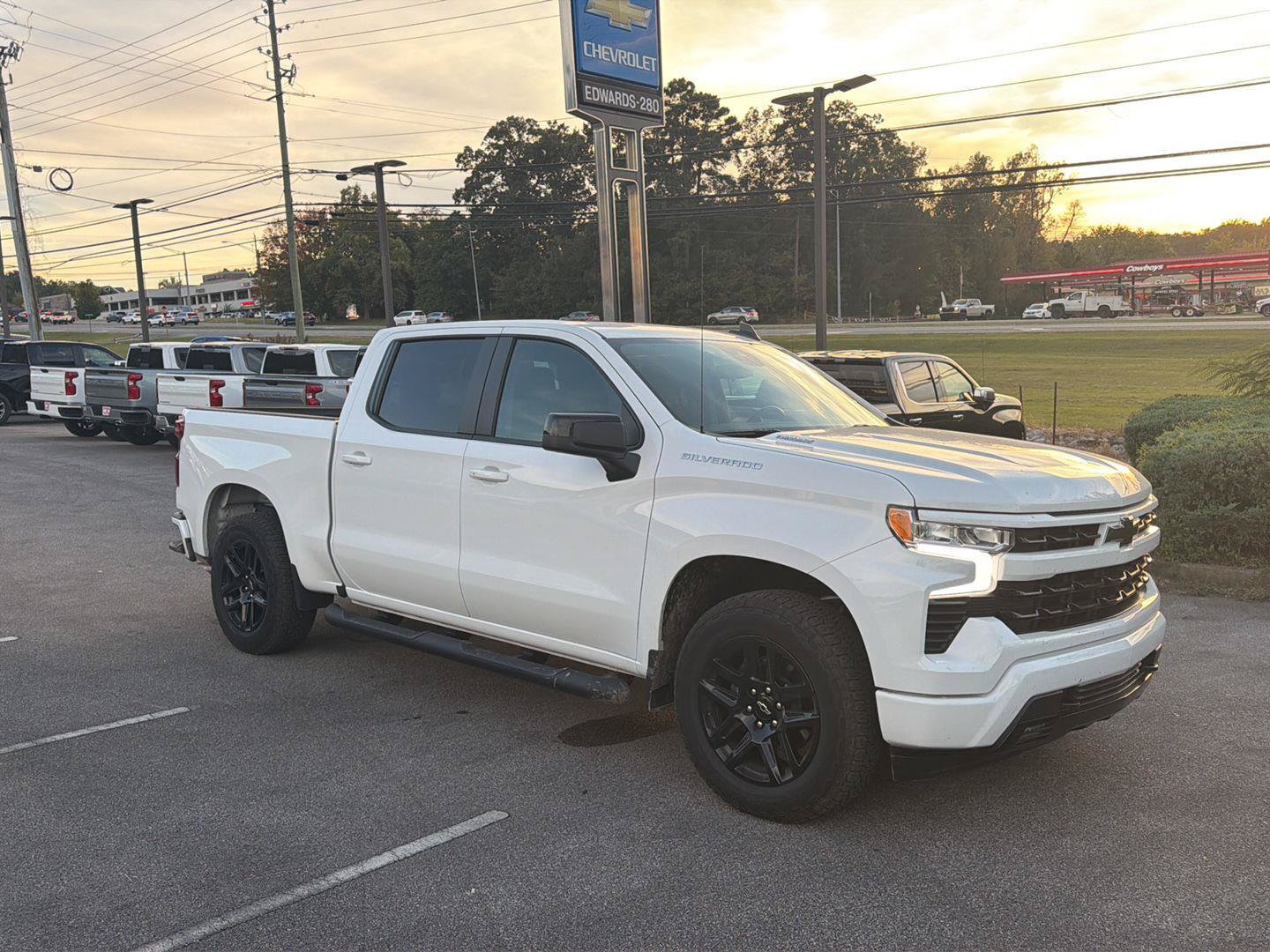 Used 2026 Chevrolet Silverado 1500 RST w/ RST Select Package RWD image 4