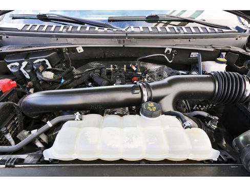 Used 2024 Ford Expedition Max Limited image 34