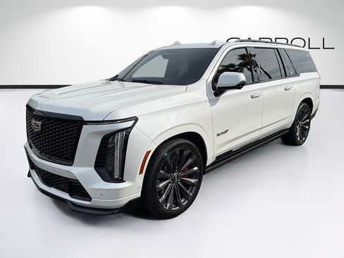 Certified 2025 Cadillac Escalade ESV V AWD/4WD image 9