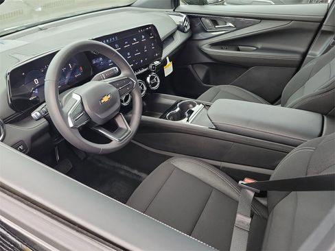 New 2026 Chevrolet Blazer EV LT image 3